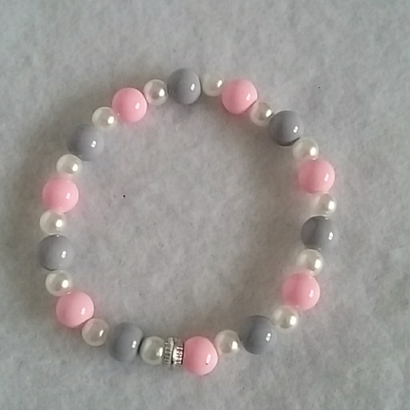 Pink, white, and gray beaded stretch bracelet - Picture 3 of 3